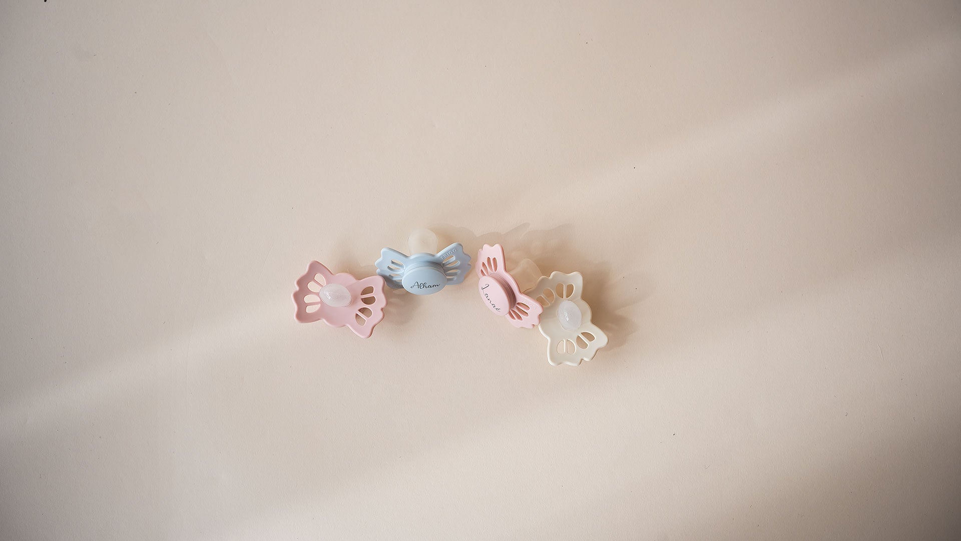 FRIGG Silicone Pacifiers