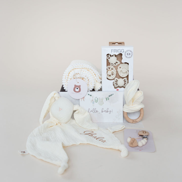 JBØRN Luxury Newborn Muslin Gift Set Ivory - Personalisable Baby Products Sold and Personalised by JustBørn