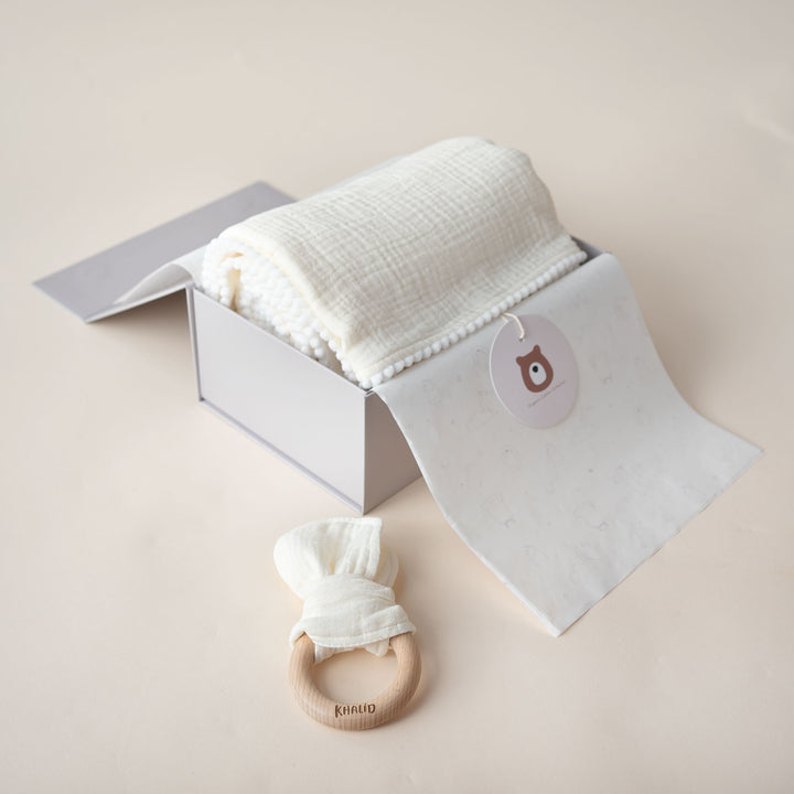 JBØRN Organic Muslin Swaddle Blanket & Teether Gift Set Ivory Muslin - Personalisable Baby Products Sold and Personalised by JustBørn