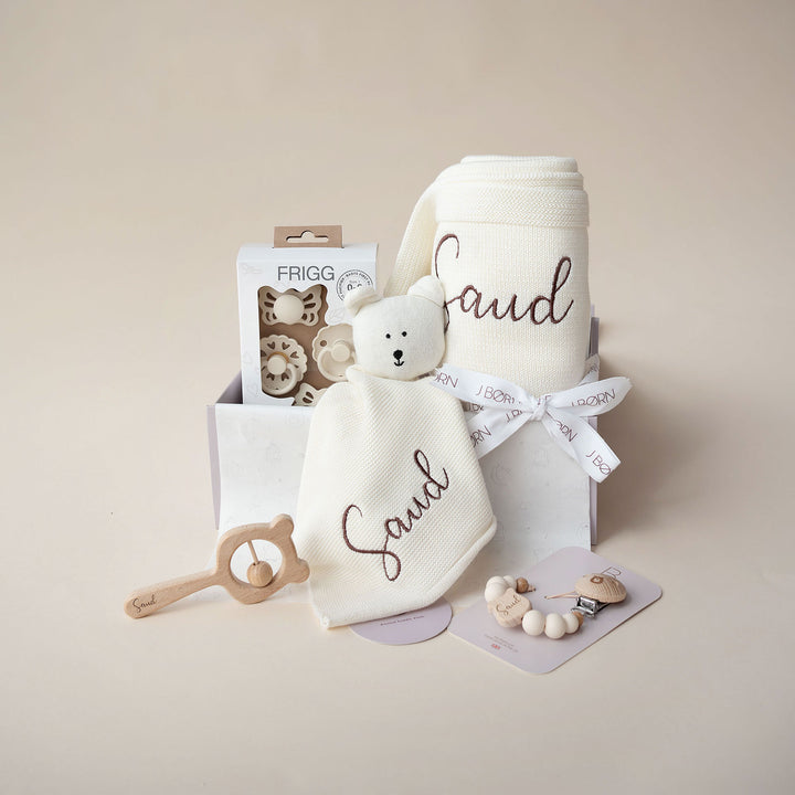 JBØRN x FRIGG Luxury Newborn Gift Box Bundle Ivory - Personalisable Baby Products Sold and Personalised by JustBørn