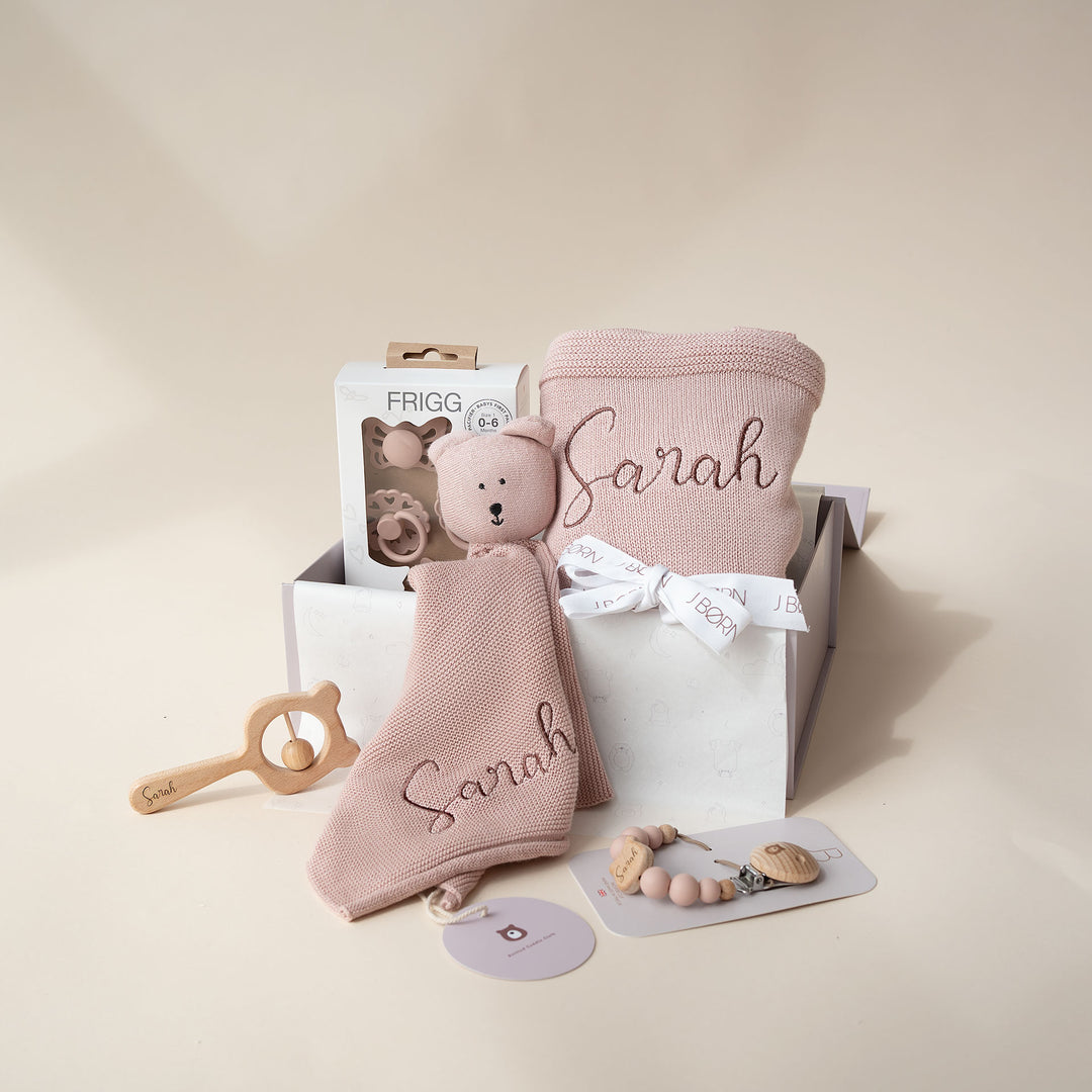 JBØRN x FRIGG Luxury Newborn Gift Box Bundle Blush - Personalisable Baby Products Sold and Personalised by JustBørn