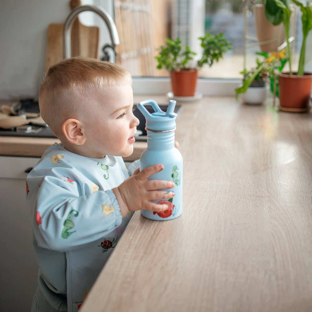 JBØRN First Birthday Gift | Personalised Water Bottle & Matching Sleeved Bib Ocean - Personalisable Baby Products Sold and Personalised by JustBørn