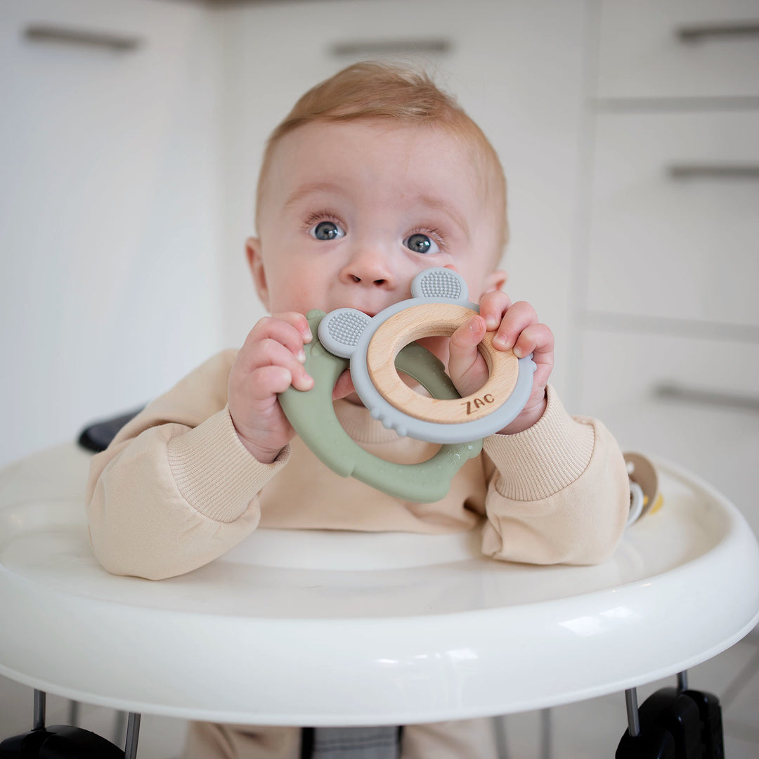 JBØRN Lion Teether - Personalisable Baby Products Sold and Personalised by JustBørn