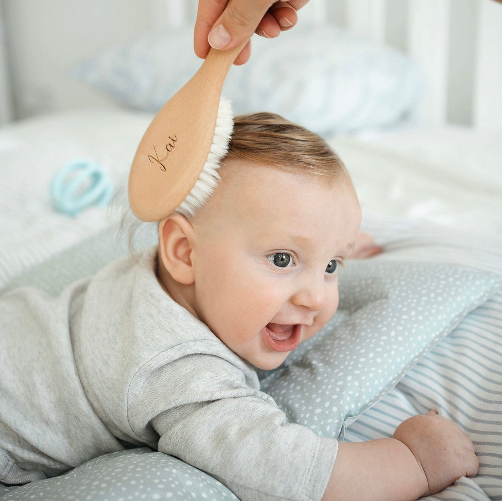 JBØRN - Natural Beechwood Hairbrush & Comb Set | Personalised - Personalisable Baby Products Sold and Personalised by JustBørn