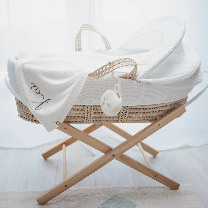 JBØRN Knitted Blanket - Personalisable Baby Products Sold and Personalised by JustBørn