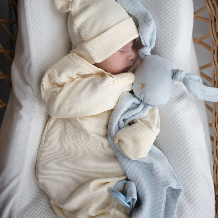 JBØRN Organic Cotton Knotted Baby Gown & Hat - Personalisable Baby Products Sold and Personalised by JustBørn